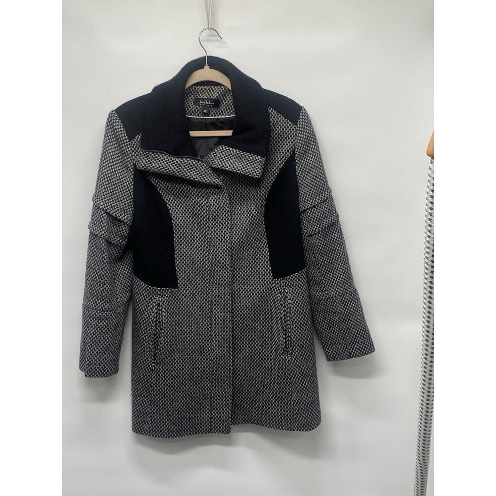 Nicole Miller Black and Gray Wool Coat Size 12